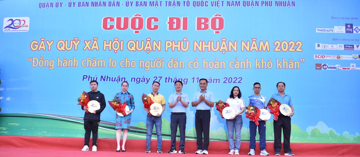 THACO AUTO trao 500 triệu đồng cho người khó khăn tại quận Phú Nhuận, Thành phố Hồ Chí Minh