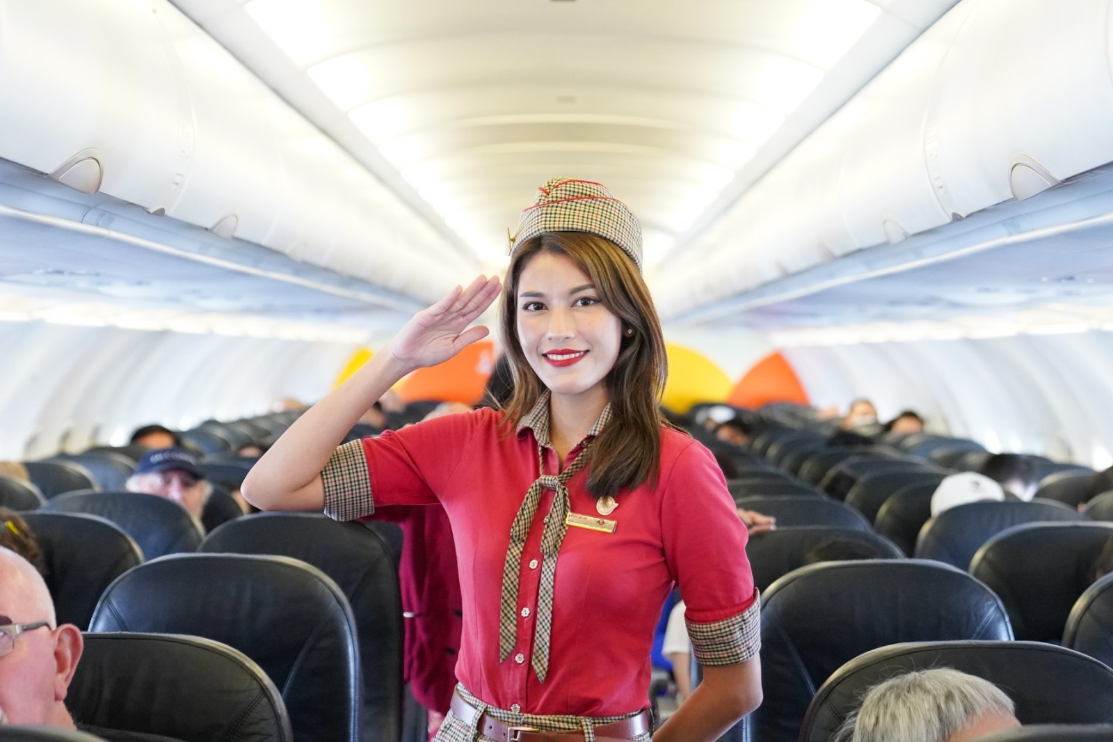 vietjet-cabin-crew-1680174751.jpg