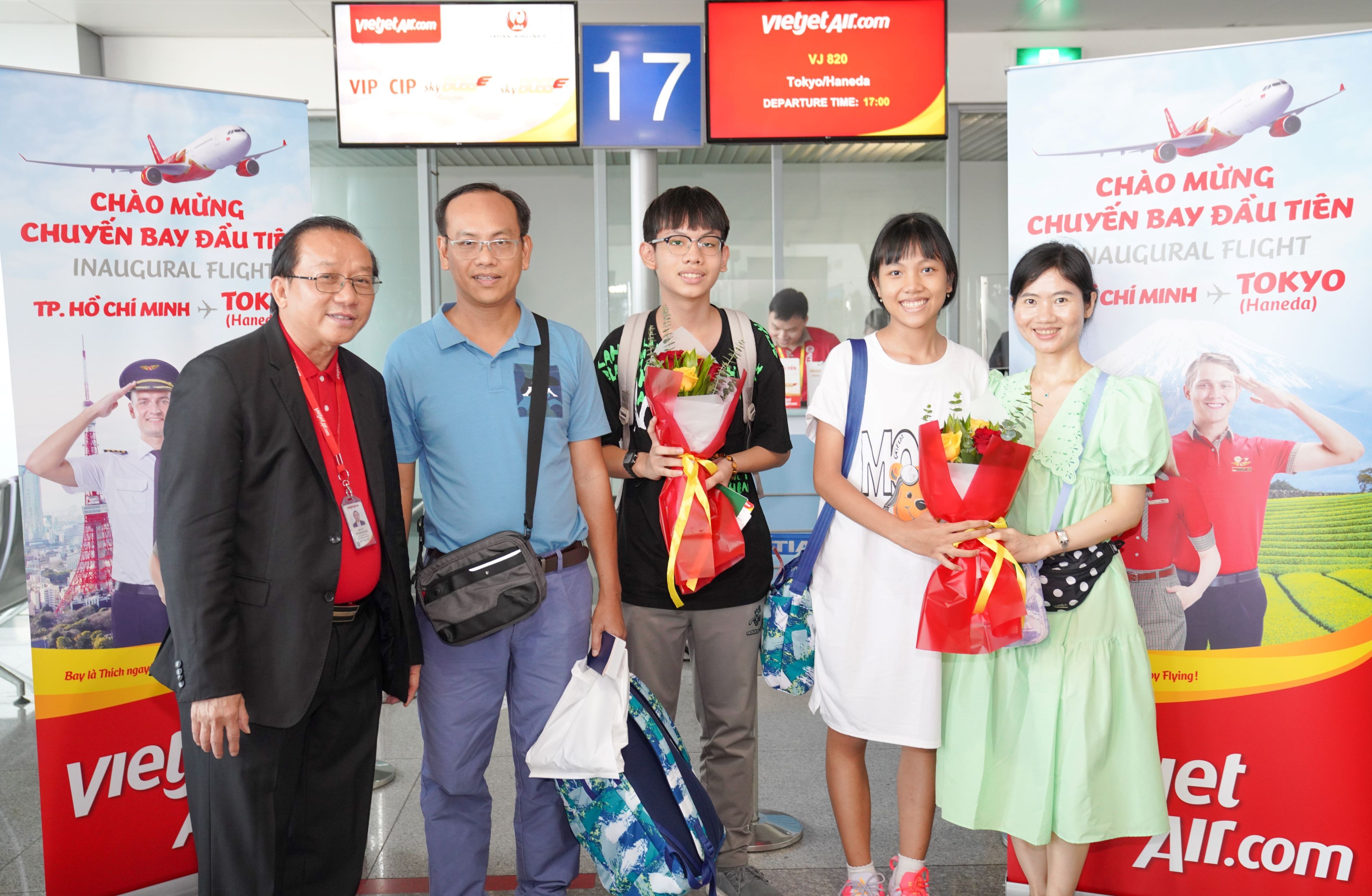 passengers1-1689492612.jpg