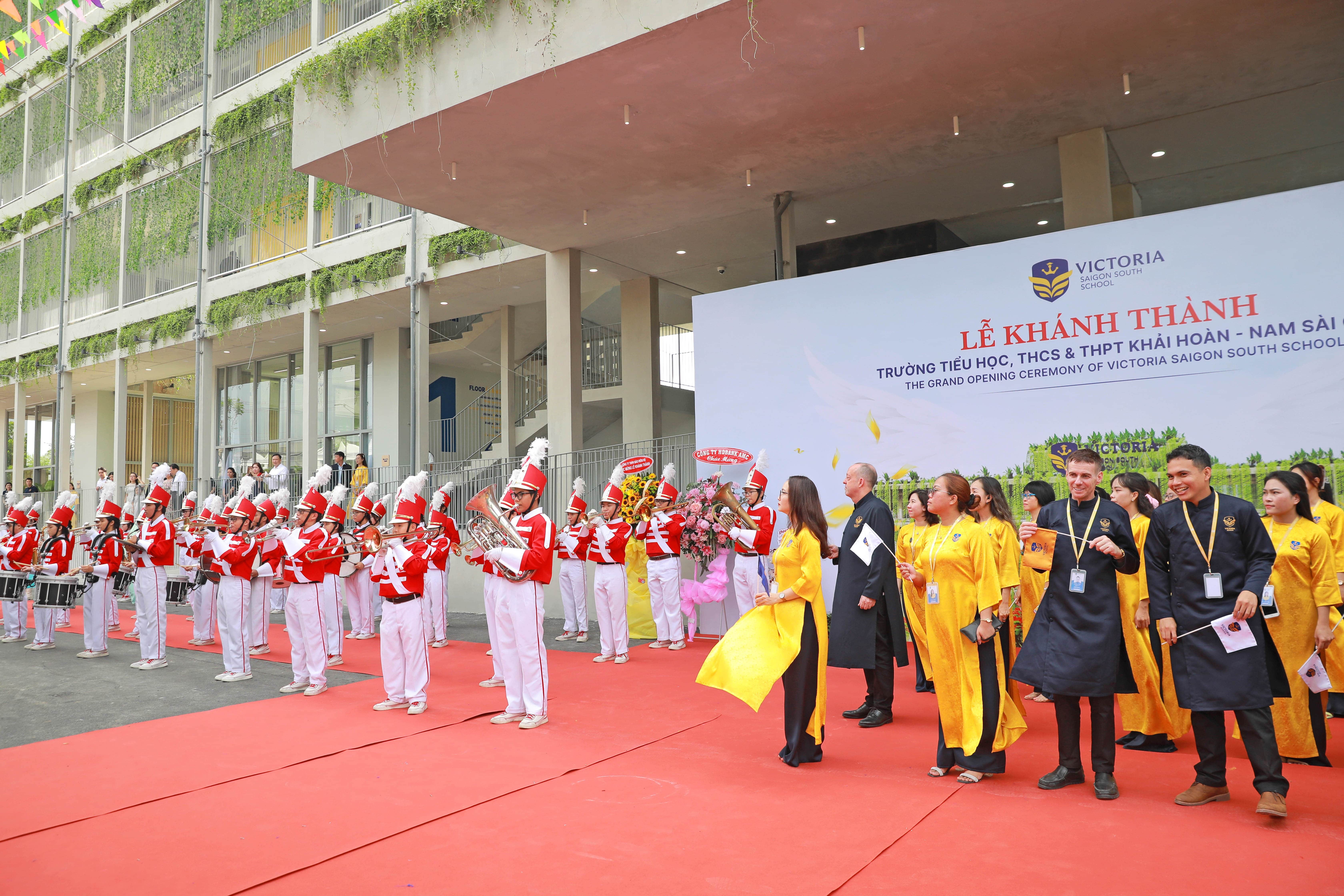 nghi-thuc-thuong-co-ngay-khanh-thanh-min-1691829358.JPG