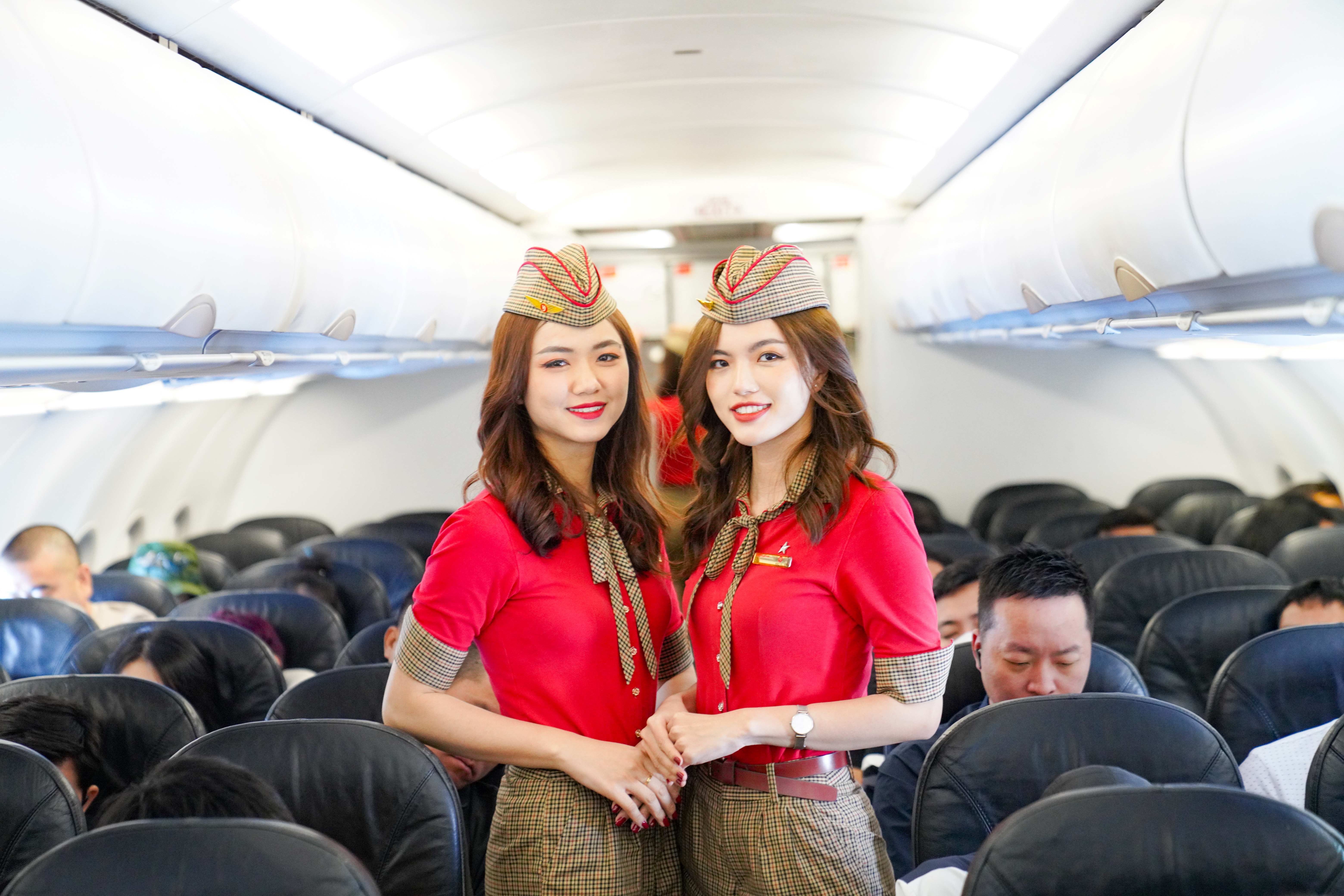 cabin-crew-1692096613.jpg