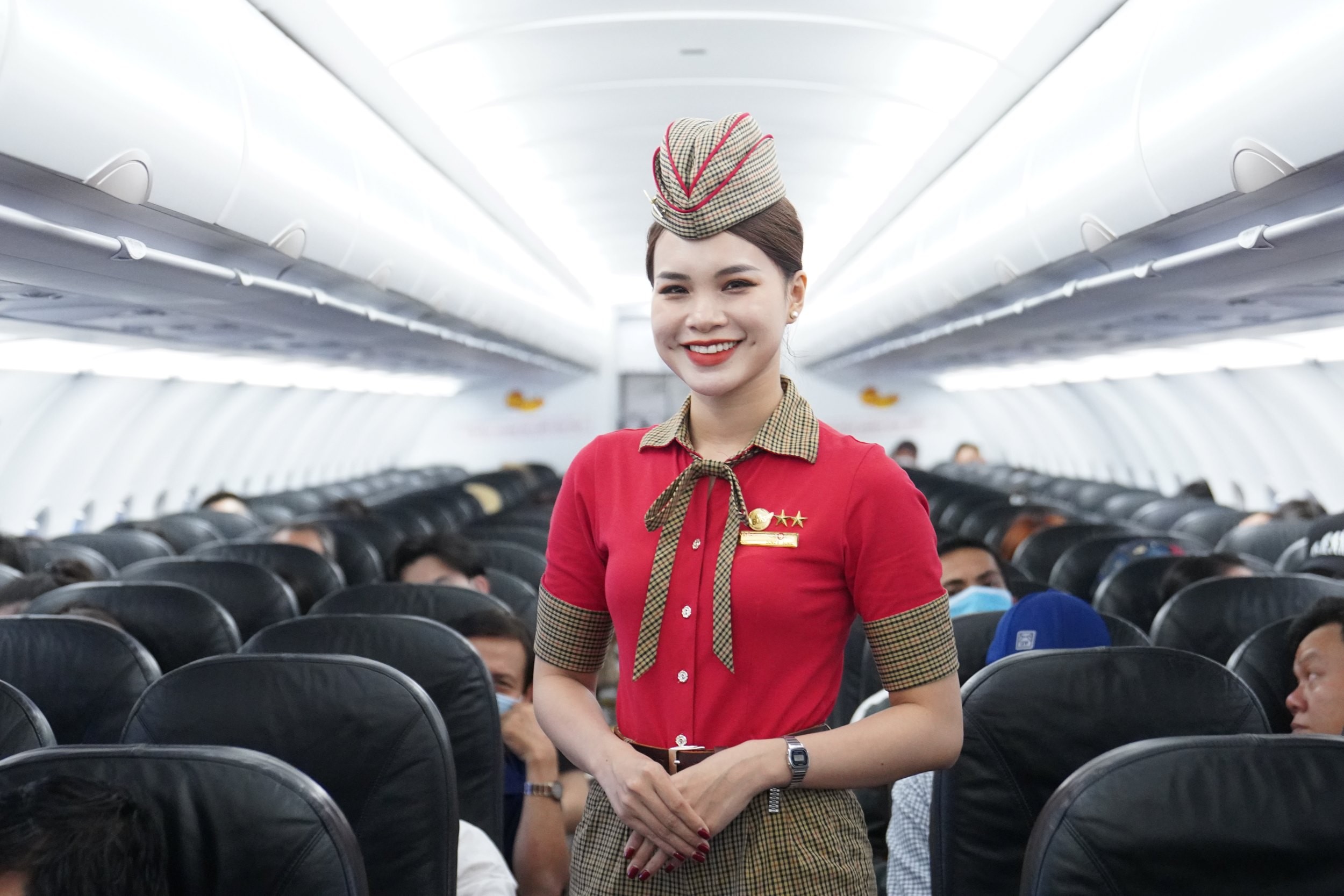 vj-cabin-crew-1714827928.jpg