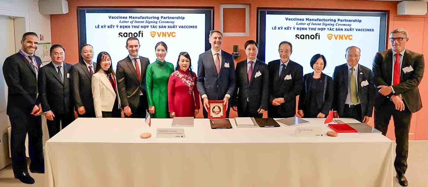 3-vnvc-ky-ket-sanofi-1-1728532148.jpg