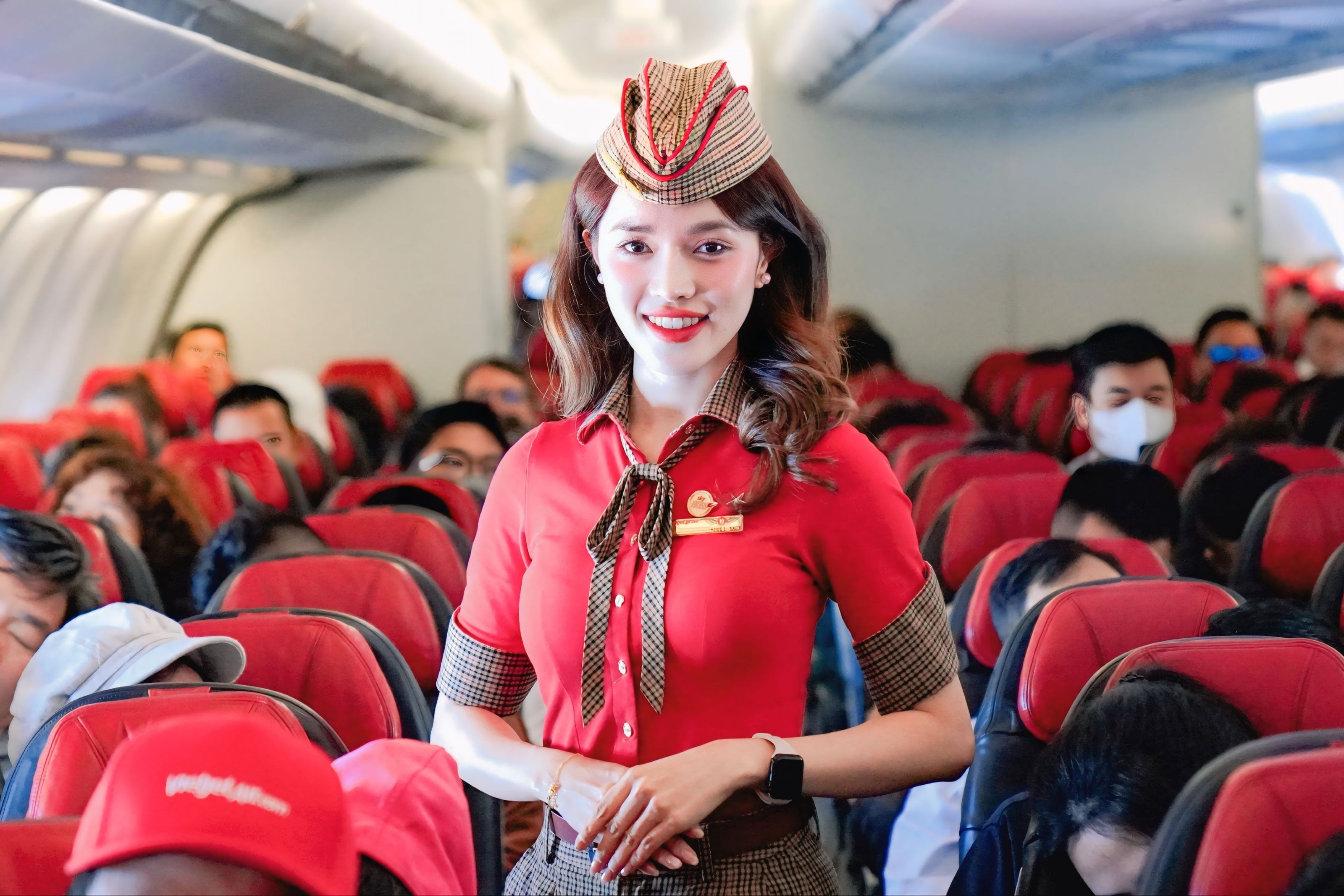 vj-flight-crew-1760413756.jpg