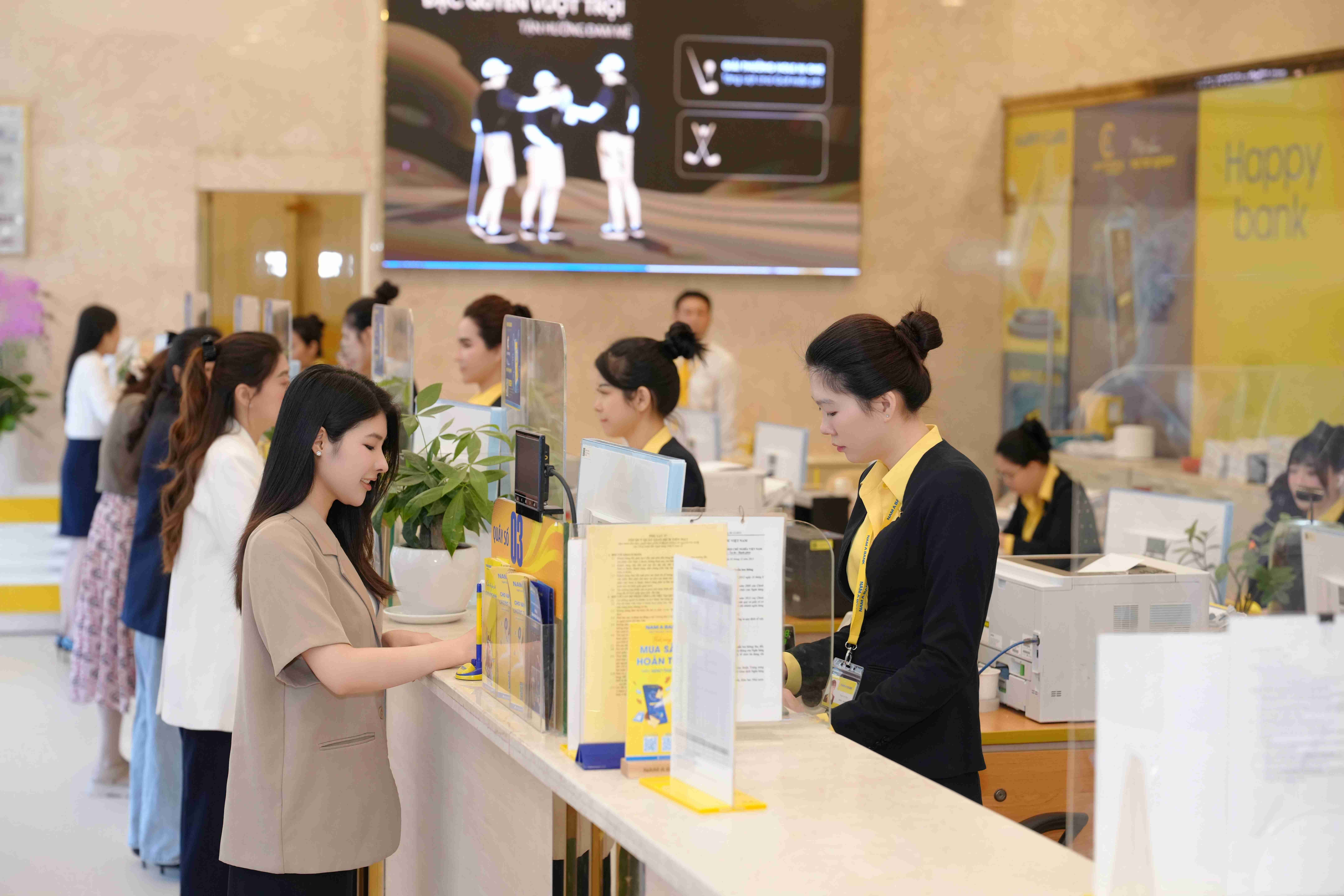 hinh-bai-2-nam-a-bank-1786675398.JPG