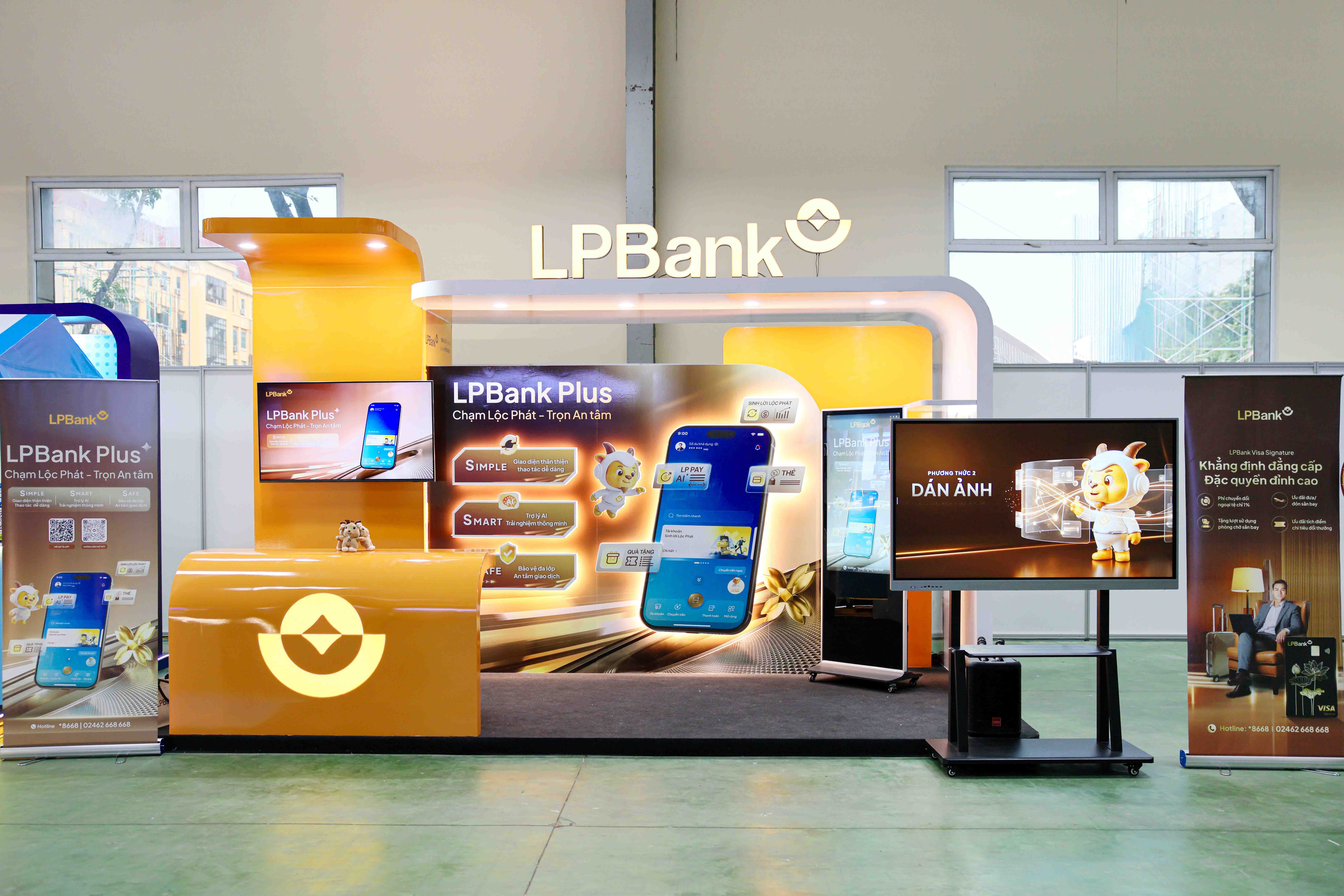 lpbank-cds-4-1787043166.jpg