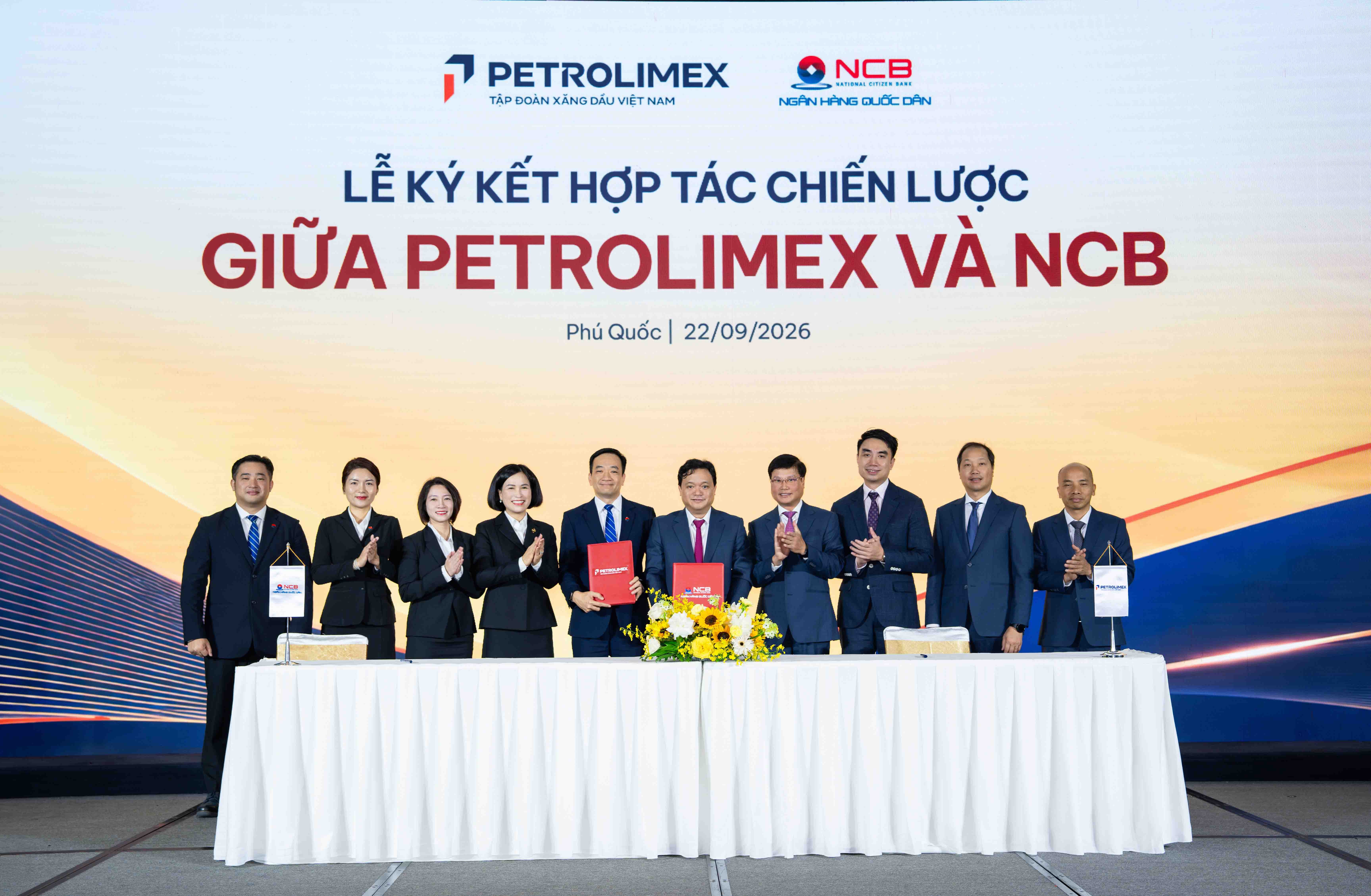 ncb-petrolimex-ky-ket-hop-tac-chien-luoc-toan-dien-1-1790080750.jpg
