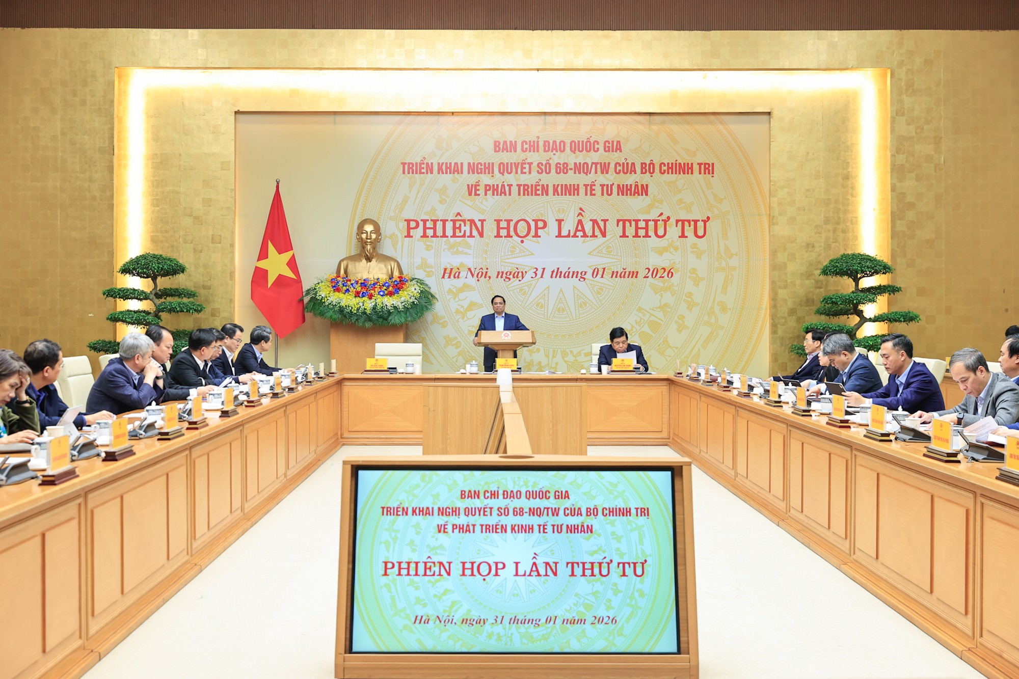 anh-1-phien-hop-thu-4-bcd-nq-68-1790658352.jpg