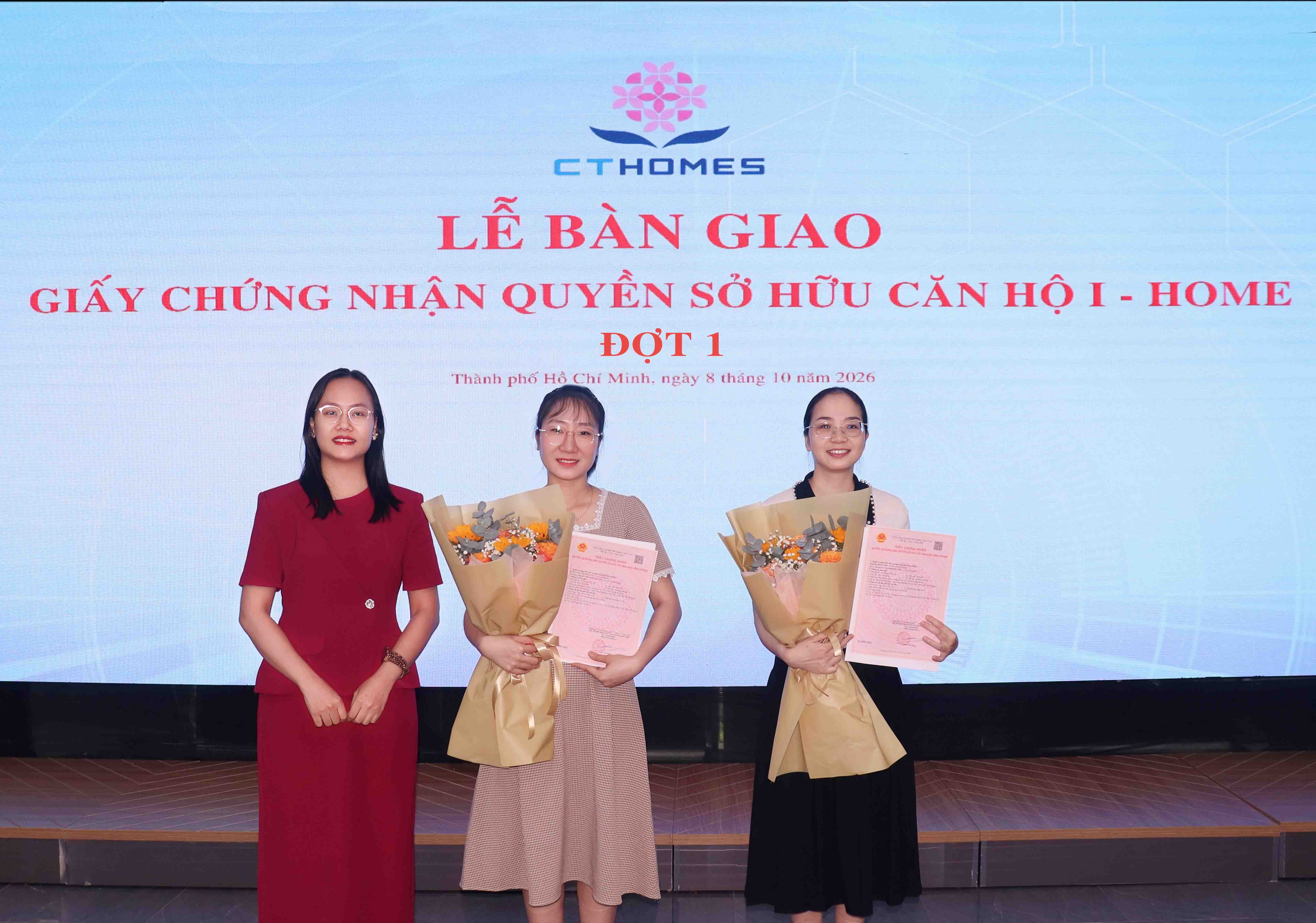 hinh-1-hinh-trao-so-hong-i-home-1791612703.jpg