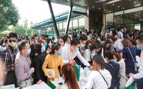 Náo loạn nhà đất Hà Nội, dự án xanh cỏ cả thập kỷ hét giá 100 triệu/m2