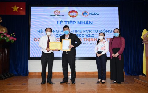 Tập Đoàn Hưng Thịnh trao tặng hệ thống máy xét nghiệm tự động trị giá gần 5,3 tỷ đồng cho Trung tâm kiểm soát bệnh tật TP.HCM