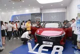 Khoang lái nâng cấp, “full ADAS”, VinFast VF 8 thế hệ mới hút khách cuối tháng 6