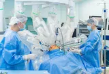 Vượt nửa vòng Trái Đất, bệnh nhân ung thư người Australia chọn Việt Nam để điều trị