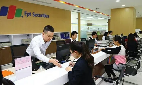 Điều gì kéo lợi nhuận FPTS quý IV/2025 giảm sâu?