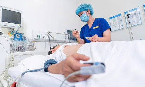 Vượt “cơn bão kép” nhồi máu não kèm nhiễm trùng huyết, bệnh nhân 68 tuổi thoát nguy cơ tàn phế vĩnh viễn