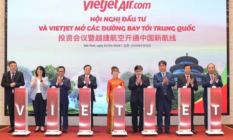 Vietjet và SPDB Financial Leasing ký kết thoả thuận tài trợ thuê mua 10 tàu bay Comac