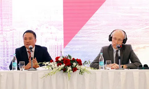 Làm thuê nhưng lương gấp 6 lần “ông chủ”: CEO Techcombank gây bất ngờ