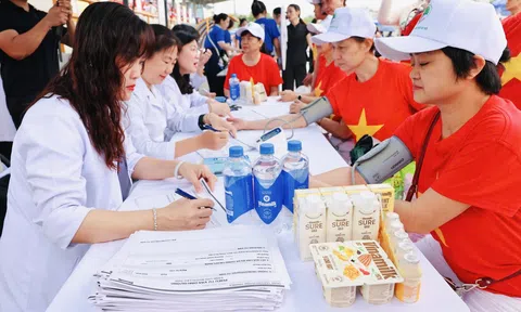 Vinamilk đồng hành cùng hơn 2.000 người cao tuổi tại Hà Nội lan tỏa tinh thần sống khỏe