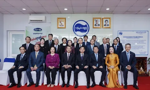 Ủy viên Bộ Chính trị - Thủ tướng Chính phủ Lê Minh Hưng thăm dự án đầu tư 51,7 triệu USD của Vinamilk tại Campuchia