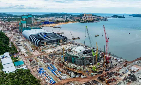 Phía sau cuộc chạy đua tiến độ chưa từng có trên đại công trường APEC Phú Quốc