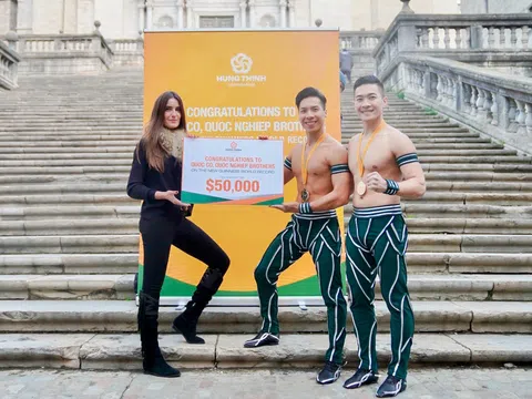 Tập đoàn Hưng Thịnh thưởng nóng hơn 1 tỷ đồng cho Quốc Cơ, Quốc Nghiệp sau màn lập kỷ lục Guinness
