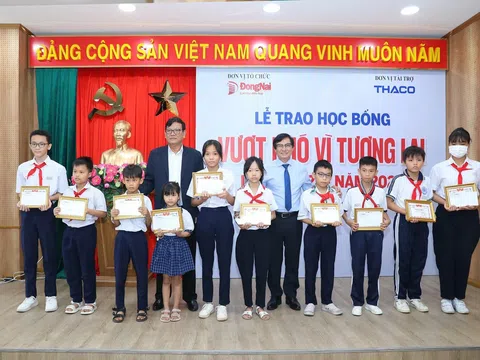 THACO trao học bổng “Vượt khó vì tương lai” lần thứ 21