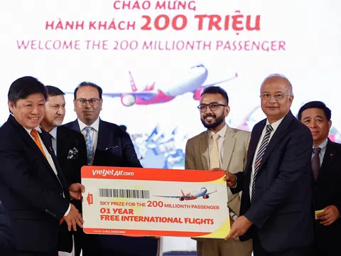 Vietjet chào đón hành khách thứ 200 triệu, công bố đường bay Ahmedabad (Ấn Độ) – Đà Nẵng, tặng 2 triệu vé giá siêu ưu đãi