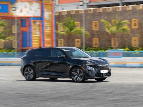 Thời cơ “không có lần hai” sở hữu "vua” phân khúc C-SUV VinFast VF 7