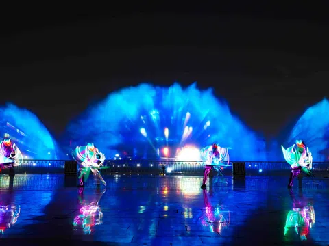 Halloween huyền bí tại Van Phuc City