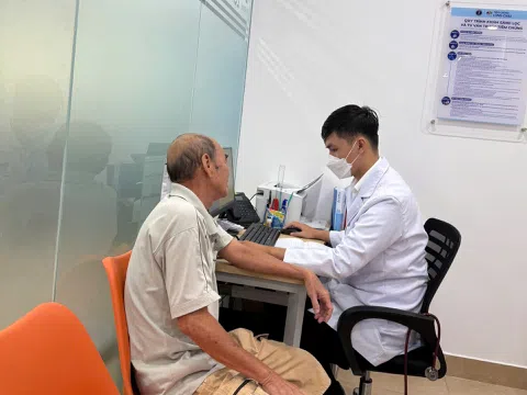 Phục vụ an toàn từng mũi tiêm, FPT Long Châu đầu tư mạnh vào công nghệ AI trong bảo quản, lưu trữ, vận hành tiêm chủng