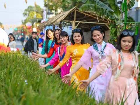 Khai hội Home Hanoi Xuan 2025: Tôn vinh âm nhạc và văn hóa truyền thống Việt