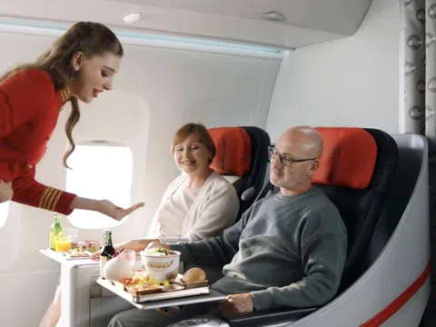 Trải nghiệm hạng thương gia cùng Vietjet trong ngày 20-2