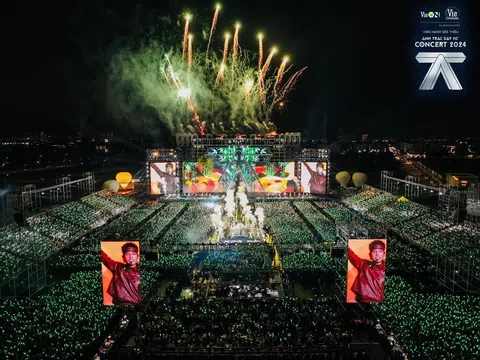 Hàng chục nghìn khán giả bùng nổ cùng “Anh Trai Say Hi”, Van Phuc City khẳng định trung tâm mới