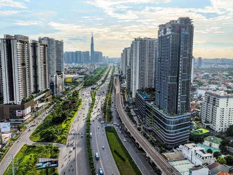 Căn hộ TP.HCM liên tục lập đỉnh giá mới, người mua nhà nóng lòng sợ bỏ lỡ