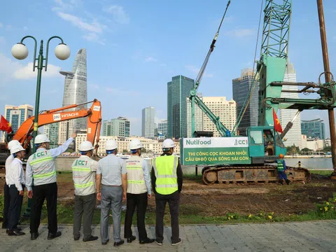 Chính thức khoan mũi cọc đầu tiên cầu đi bộ ngàn tỉ vượt sông Sài Gòn