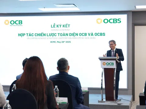 Ngân hàng “bắt tay” công ty chứng khoán: Gia tăng lợi ích cho khách hàng