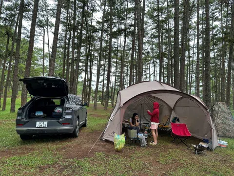 Chủ xe VinFast VF 8: “Mua vì giá tốt, trang bị khủng, nói đến hậu mãi phải dùng từ tuyệt vời”