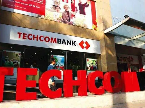 Techcombank bị dự báo sụt giảm lợi nhuận quý 2/2025: Ngoại lệ giữa làn sóng tăng trưởng ngành ngân hàng