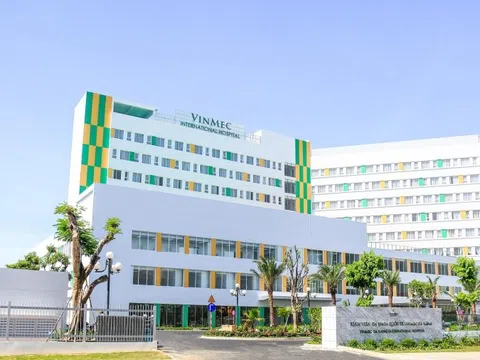 TS.BS Quách Hữu Trung – Người “gieo hạt” đổi mới cho y tế miền Trung và hành trình tại Vinmec Đà Nẵng