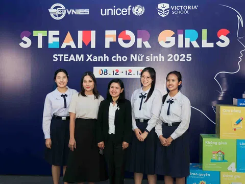 STEAM for Girls 2025: Lan tỏa đam mê khoa học và khơi mở tư duy xanh cho thế hệ nữ sinh mới