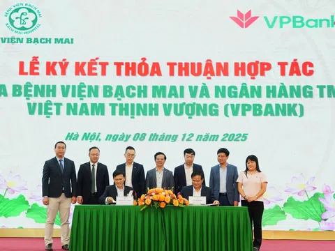 VPBank chung tay vì cộng đồng với khoản tài trợ 40 tỷ đồng cho Bệnh viện Bạch Mai