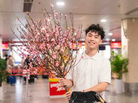 Vietjet mang sắc mai, đào theo những chuyến bay Xuân 2026