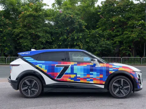 Mua xe 0 đồng với lãi suất cố định, VinFast VF 7 tăng sức nóng trong phân khúc C-SUV