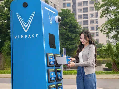 VinFast Feliz II hút khách nhờ ưu đãi chốt cọc sớm và lợi thế đổi pin miễn phí