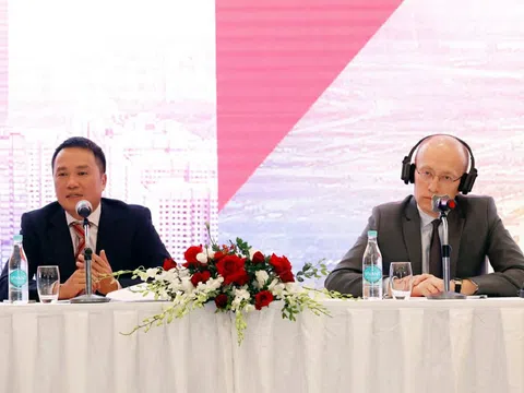 Làm thuê nhưng lương gấp 6 lần “ông chủ”: CEO Techcombank gây bất ngờ