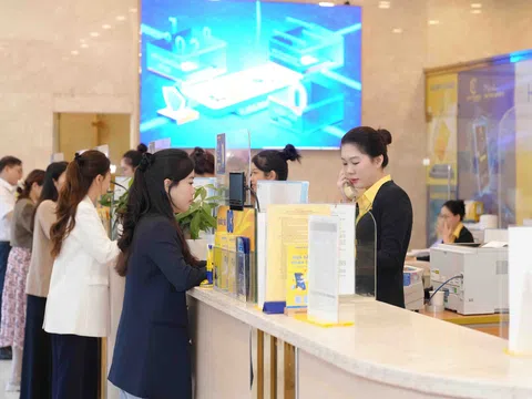 FiinRatings tiếp tục xếp hạng tín nhiệm Nam A Bank ở mức “A-” với triển vọng “ổn định”
