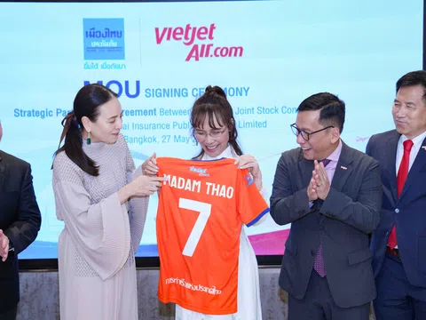 Hai “Madam” và mối duyên với bóng đá Việt Nam - Thái Lan