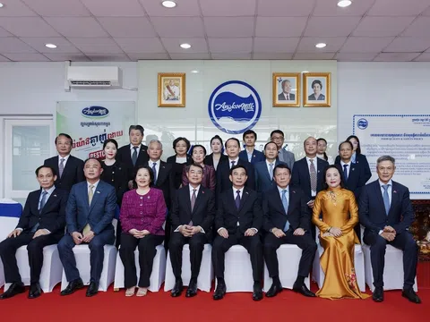 Ủy viên Bộ Chính trị - Thủ tướng Chính phủ Lê Minh Hưng thăm dự án đầu tư 51,7 triệu USD của Vinamilk tại Campuchia